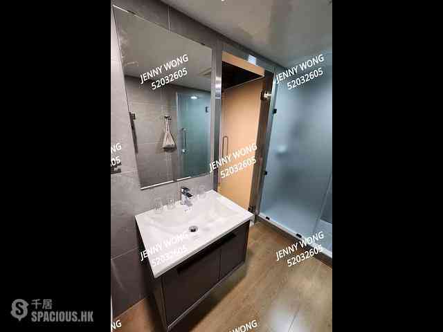 Tsim Sha Tsui - Comfort Building 05