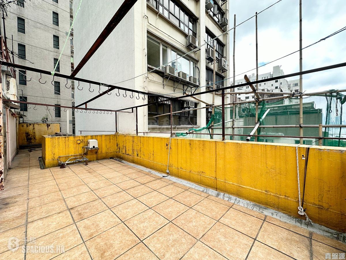 Tin Hau - Tsing Fung Building 01
