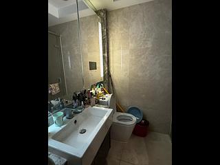 Wan Chai - The Avenue Phase 2 Block 2 02