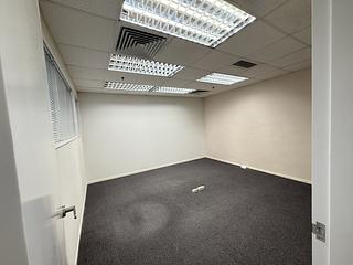 Sheung Wan - Shun Tak Centre - West Tower 04