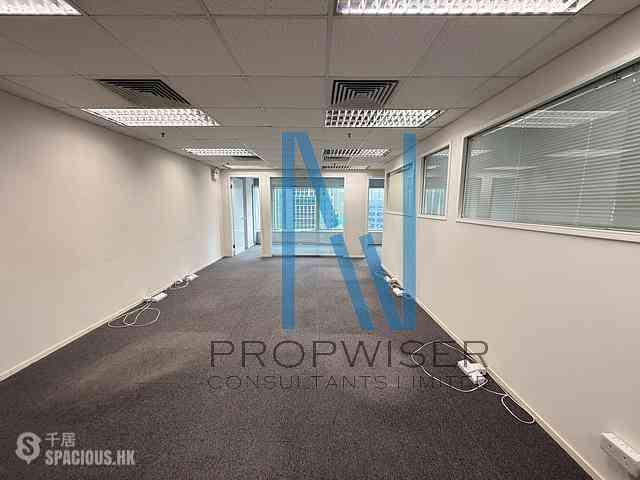 上环 - Shun Tak Centre - West Tower 01