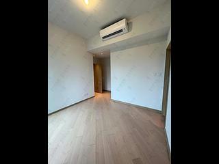 Wong Chuk Hang - The Southside Phase 1 Southland Tower 2B 02
