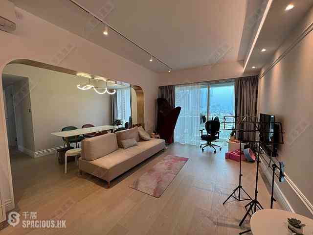 Tai Kok Tsui - Florient Rise Tower 1 03