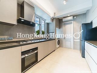 Chung Hom Kok - Hillgrove 10