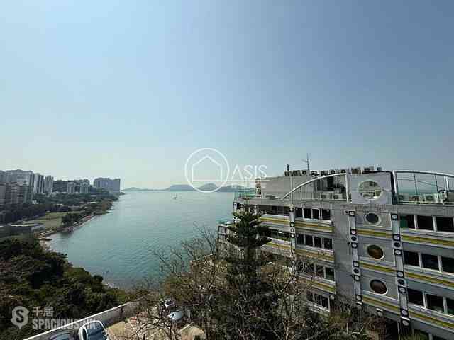 Pok Fu Lam - Blarney Stone Villas 02