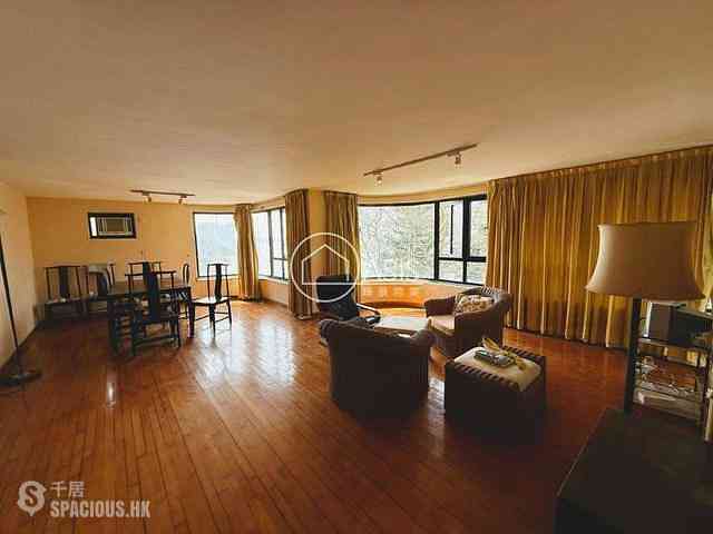 Pok Fu Lam - Blarney Stone Villas 03