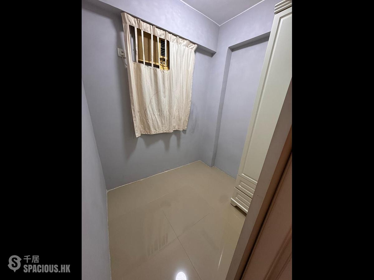 Shau Kei Wan - 8, Po Man Street 01