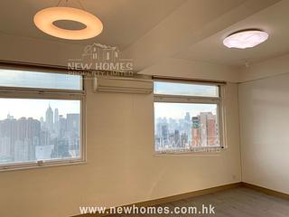 Tai Hang - Gold King Mansion 03