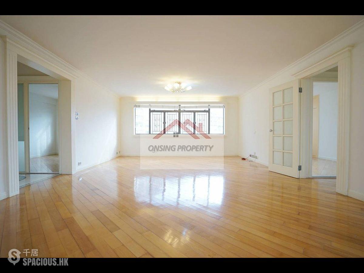 Jardines Lookout - Butler Towers 01
