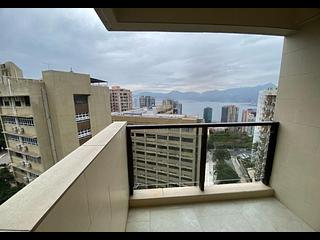 Braemar Hill - Wilshire Towers Block B 03