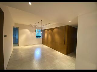 Braemar Hill - Wilshire Towers Block B 04