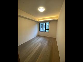 Braemar Hill - Wilshire Towers Block B 07