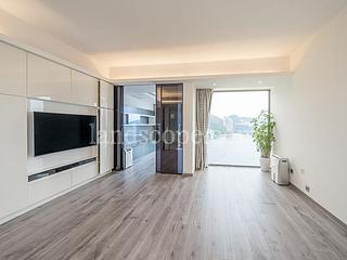 Repulse Bay - The Beachfront 10