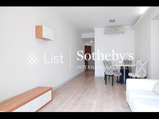 Mid Levels Central - Seymour Place 02