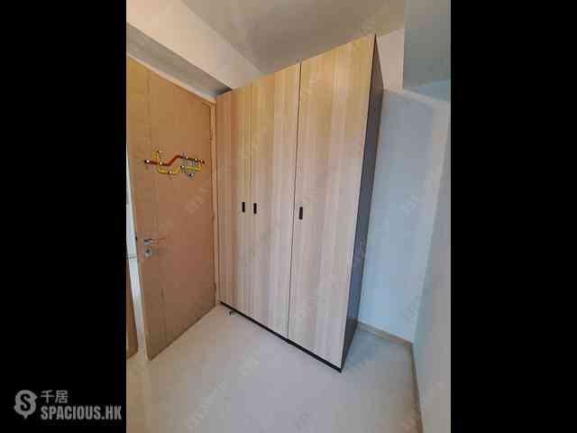 Tsuen Wan - Ocean Pride Phase 3 Block 7 03