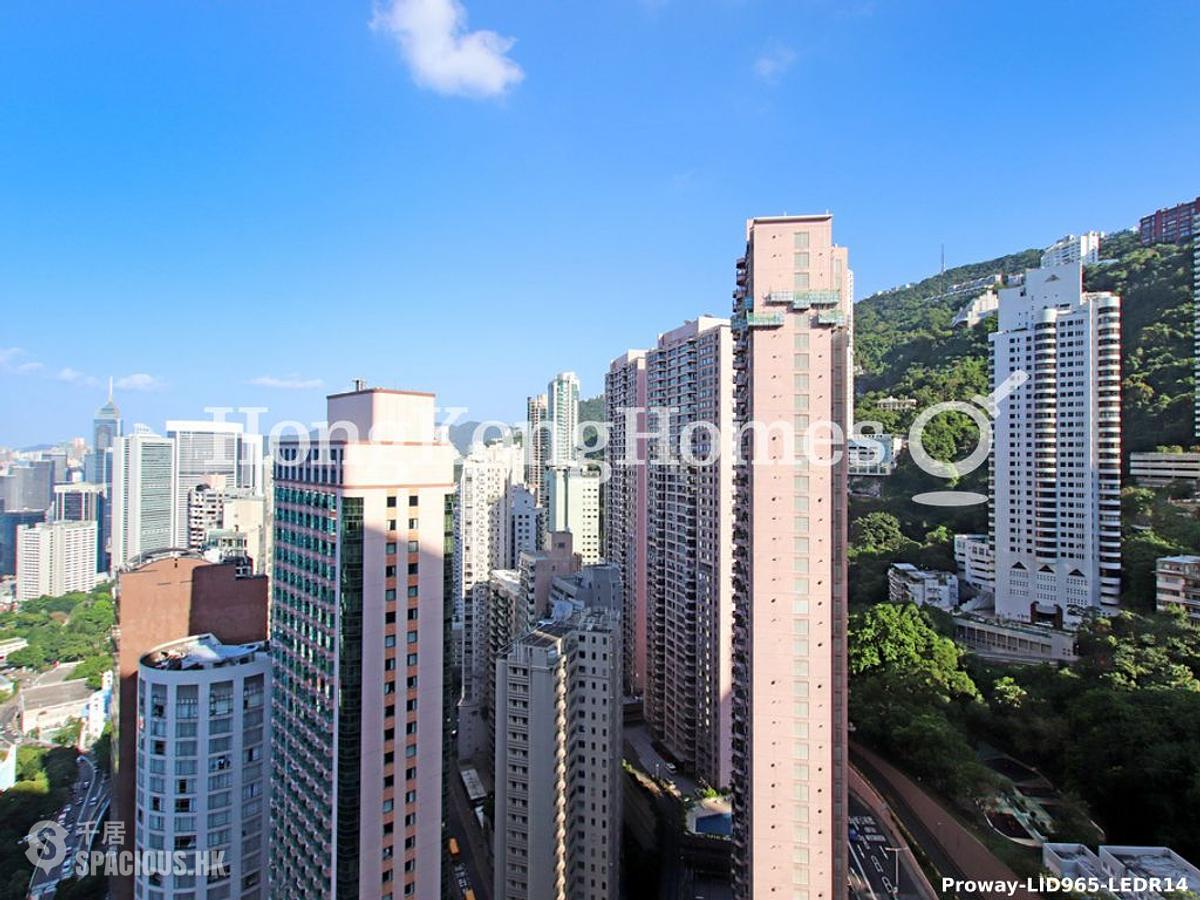 Mid Levels Central - Garden Terrace 01