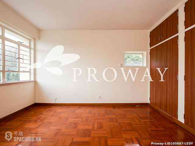 Cheung Sha Wan - 8-10, Caldecott Road 09