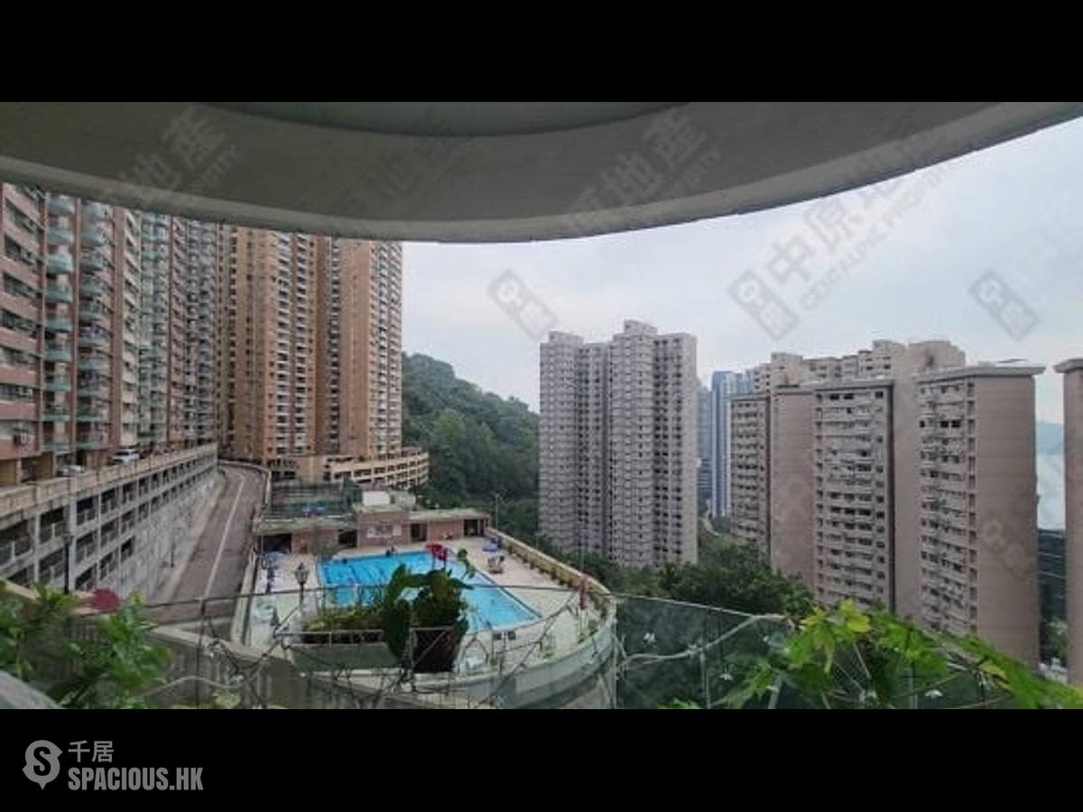 Pok Fu Lam - Baguio Villa Block 20 01