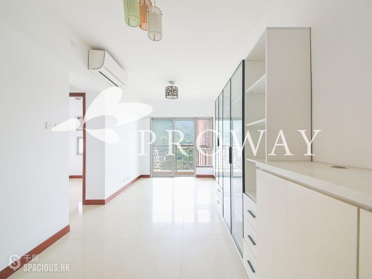 Kennedy Town - The Merton 01