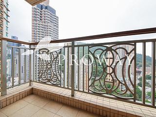 Kennedy Town - The Merton 03