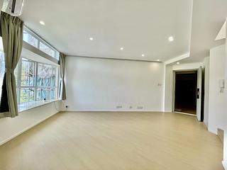 Causeway Bay - Illumination Terrace Block 2 31