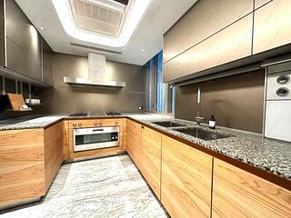 Mid Levels Central - 21 Borrett Road No.1 & No.2 07