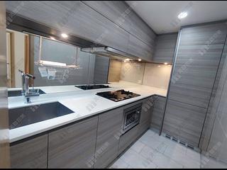 Tung Chung - The Visionary Tower 10 03