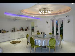 The Peak - Peak Villas 04