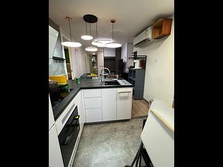 Sai Ying Pun - Lee Wai Building 13