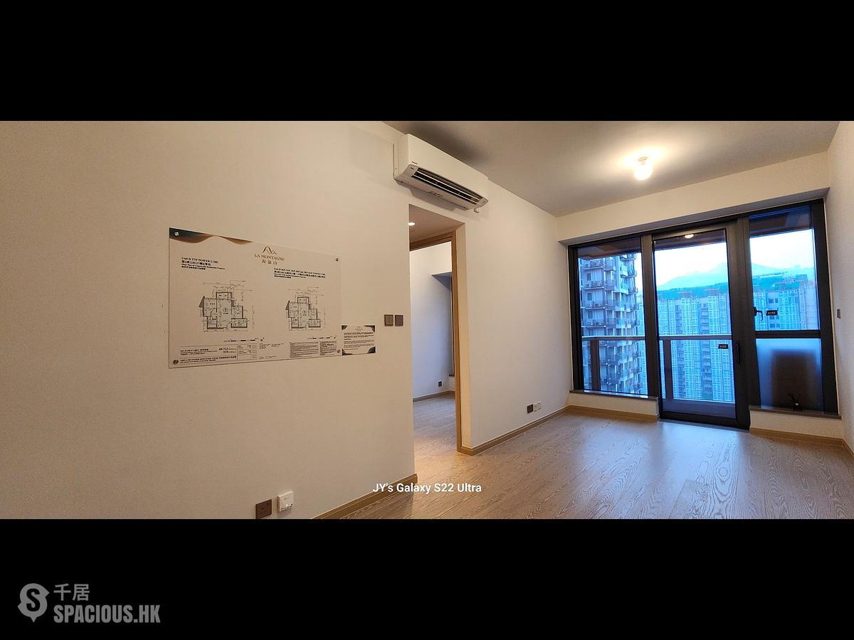 Wong Chuk Hang - The Southside Phase 4A La Montagne I Tower 2B 01