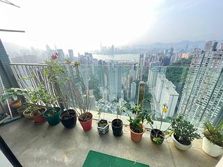 Tai Hang - The Legend Block 2 02
