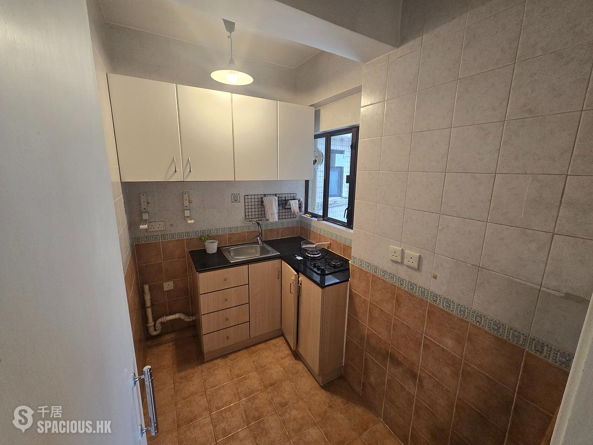Sai Ying Pun - Connaught Garden 01