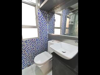 Kennedy Town - Jade Court 10