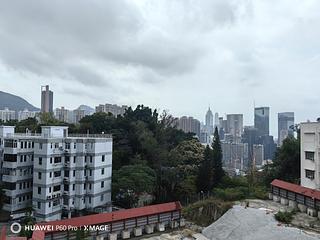 Tai Hang - Gold King Mansion 03