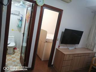 Sheung Wan - Man King Building 04