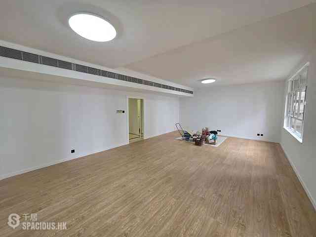 Mid Levels Central - Tregunter Block 1 02