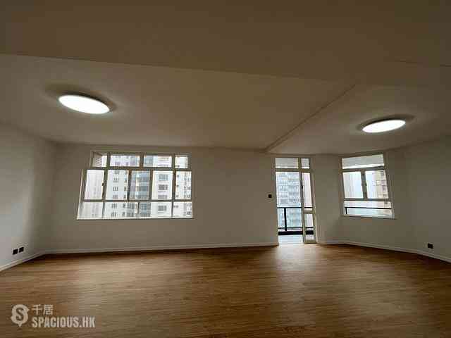 Mid Levels Central - Tregunter Block 1 03