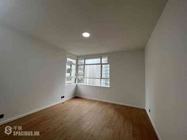 Mid Levels Central - Tregunter Block 1 05