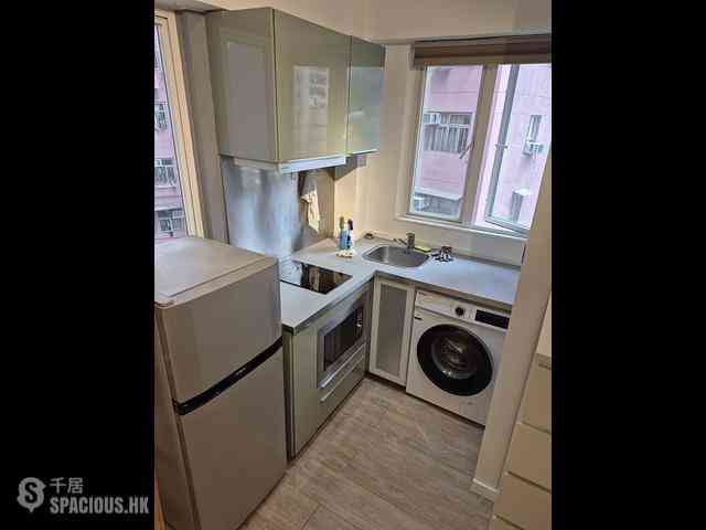 Wan Chai - Chuen Fung House 01