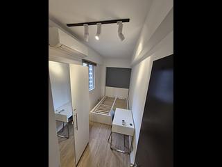 Wan Chai - Chuen Fung House 10