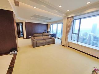 Mid Levels Central - Regence Royale Tower 1 13