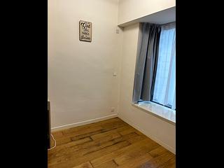 Mid Levels Central - Gramercy 09