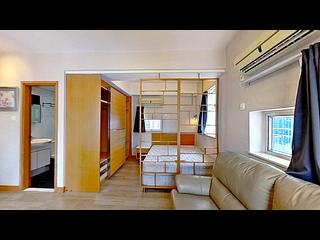 Causeway Bay - Lee King Mansion 11