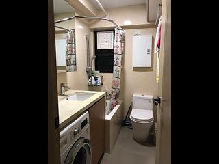 Sai Ying Pun - Lai Yin Court 04