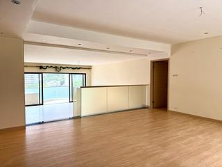 Mid Levels Central - Garden Terrace Block 3 03