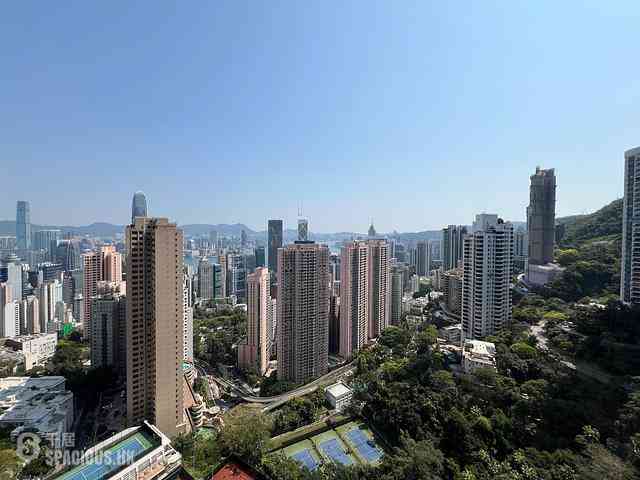 Mid Levels Central - Clovelly Court Block 1 01