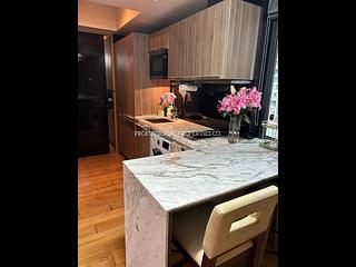 Mid Levels Central - Gramercy 03