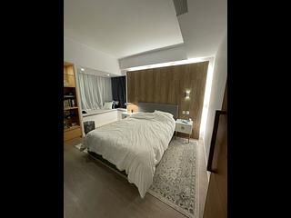 Mid Levels Central - Hillsborough Court 05