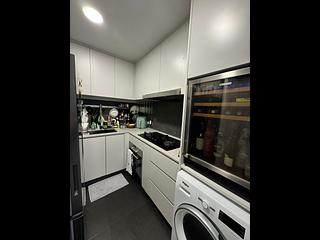 Mid Levels Central - Hillsborough Court 10