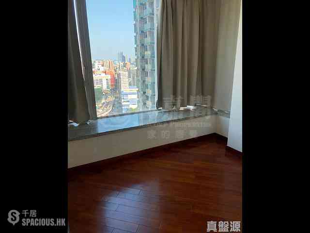 Yau Ma Tei - The Coronation Tower 2 03
